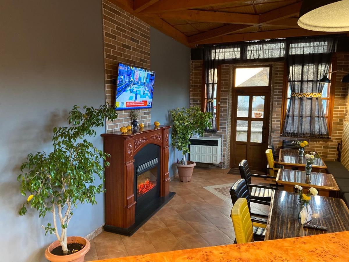 Fkoka Bed & Breakfast แบรฮอฟ ภายนอก รูปภาพ