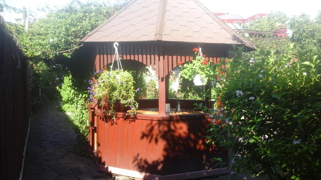 Fkoka Bed & Breakfast แบรฮอฟ ภายนอก รูปภาพ